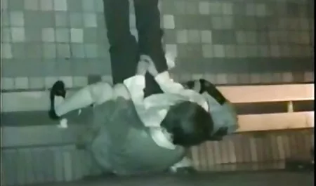 Na kastingu itakian porno miluje macu i dobio je kurac u dupe