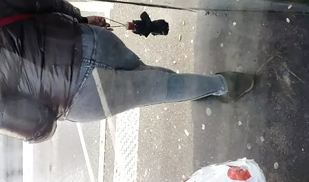 Jebeni mladi student s velikim pornoitalianoincesto sisama