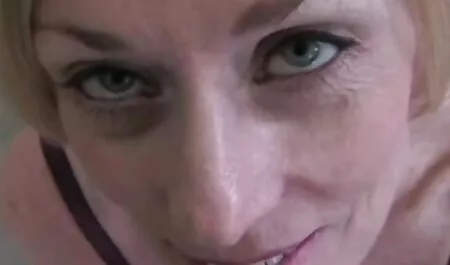 Očuh best italian porno jebao razočaranu sestru zaglavljenu u kanti