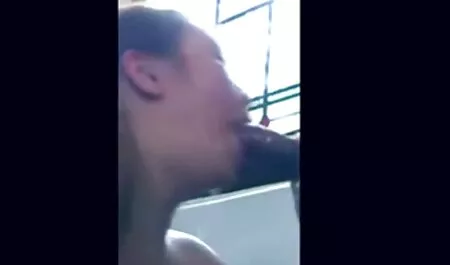Tip je skinuo rusku babu i film porno italan jebao se kod kuće