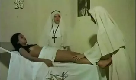 Došao je u kuću prijatelja, ali umjesto toga best italian porno uhvatio je golu majku