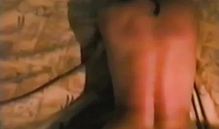 Kelly porno hd itali Devine dobiva orgazam od dva člana
