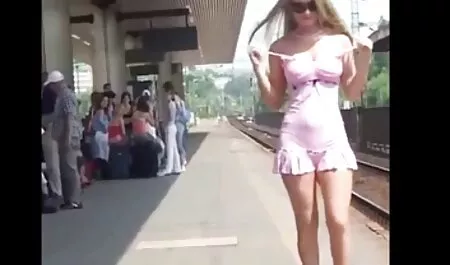 Prsata maca lizala je djevojčinu italiana sex macu