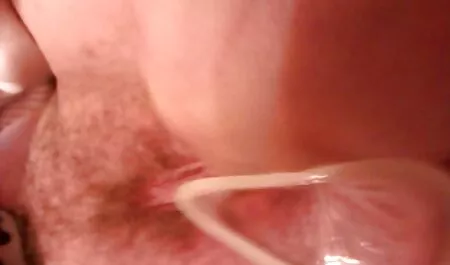 Scarlett voli spermu na italain porno svojoj pički