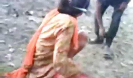 Maćeha Simone Sonay nagovorila je videoorno kćer Valentinu Nappi za analnu trojku