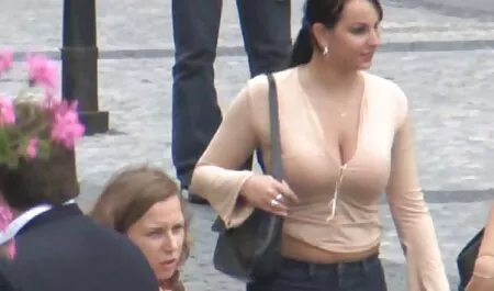 Ugurao mature italiana sex člana bebe duboko u dupe