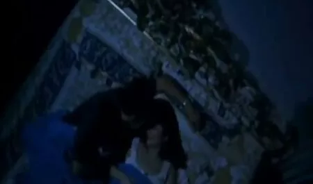 Seksi plavuša u ulozi iralian porno pohotne robinje