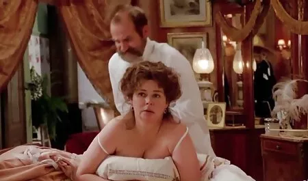Zrelu prsatu damu italiana xnxx jebeno je seksi muškarac u analnom