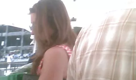 Dvije lezbijske djevojke vraćaju se kasno kući, glavno je ne probuditi roditelje. Da, ne spavaju, tata italiaporn teško jebe mamu !! Jao, ovo je ono što stari ljudi daju!
