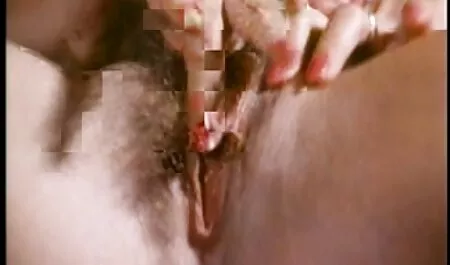 Slatka slatka Nessie usisava kurac italuan porno