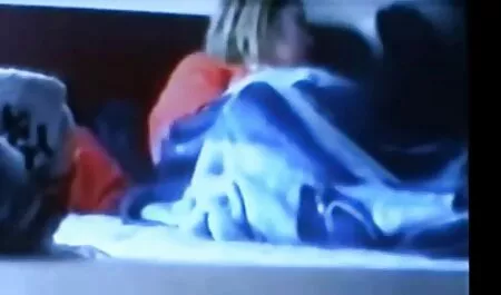 Zrela videoorno drolja s velikim sisama usisava kurac i zajebava se u vagini