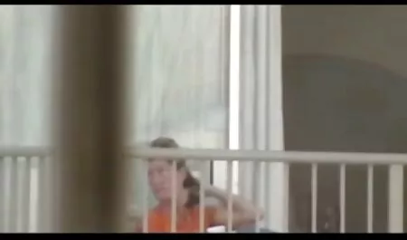 Dvije videoorno vruće ljepotice dobivaju svijetli orgazam