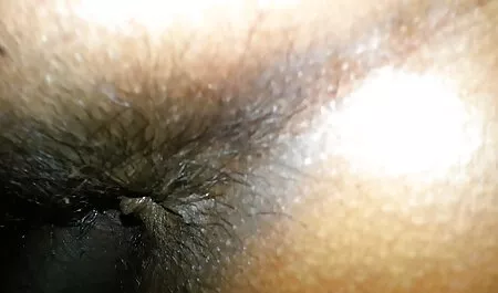 Mlada redateljica pozove zrelu, ali prokleto sočnu tajnicu u svoj ured i zaključa vrata, jebe zgodnu ženku u videoorno sve svoje radne rupe