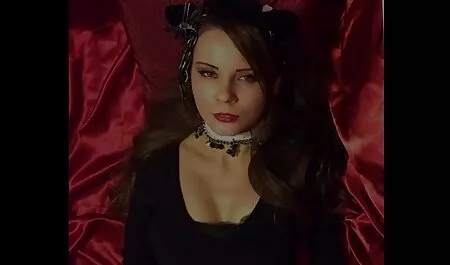 Djevojka točka pod žestokim napadom mature italiana sex muškaraca