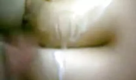 Zabrinuti mužjaci vezali film porno italan su mladoženje i dogovorili gangbang s mladenkom ispred njega
