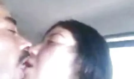 Kad želite isprobati nešto italain porno posebno, možete uzeti seksualne igračke za pomoć. Ista stvar dogodila se i s ovim triom lezbijki koji su odlučili koristiti igračke u svojim trakicama odmah pored bazena