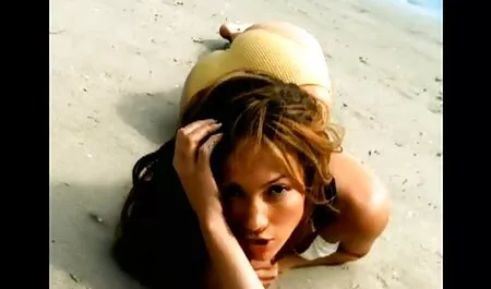 Prekrasna seksi plavuša best italian porno sa savršenom figurom masturbira maca