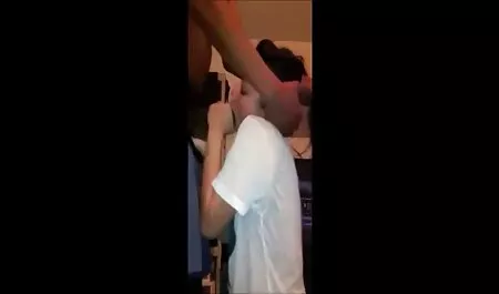 Lijepa pilić Vicki Vette italuan porno jaše kurac